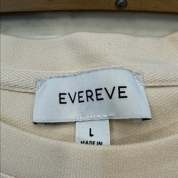 Evereve Beige Sleeveless Muscle Tee Size Large - Picture 3 of 6